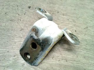 bontott NISSAN MURANO Jobb hátsó Alsó Zsanér