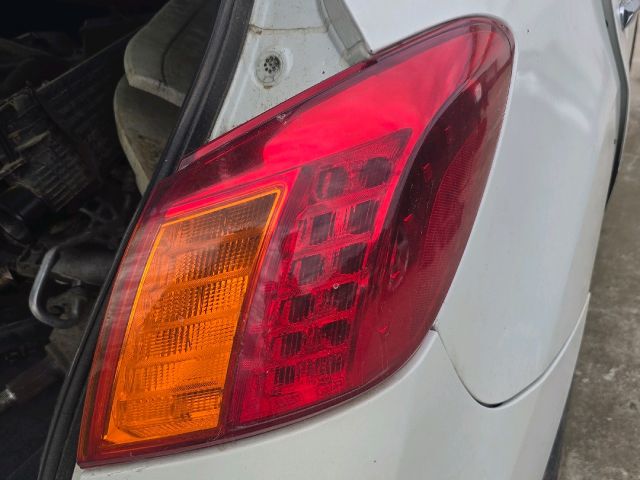 bontott NISSAN MURANO Jobb Külső Hátsó Lámpa