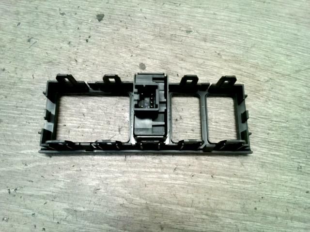 bontott NISSAN MURANO Kapcsoló (Magában)