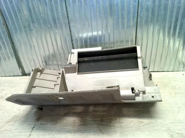 bontott NISSAN MURANO Kesztyűtartó