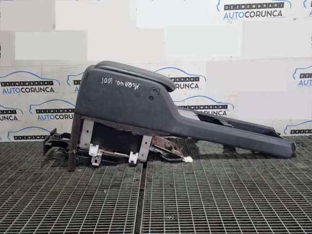 bontott NISSAN MURANO Könyöklő