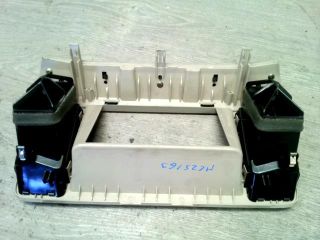 bontott NISSAN MURANO Középső Szellőző