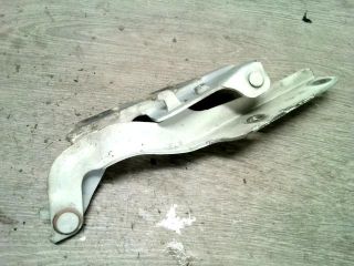 bontott NISSAN MURANO Motorháztető Jobb Zsanér