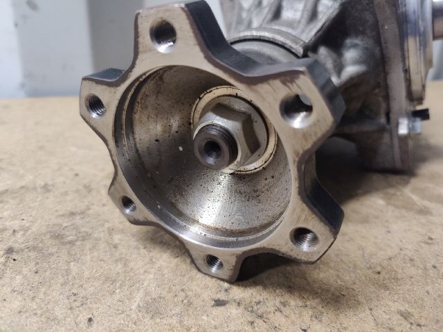 bontott NISSAN MURANO Osztókör Módosító