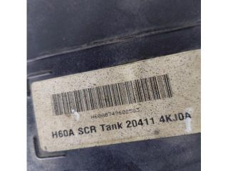 bontott NISSAN NAVARA AdBlue Tartály