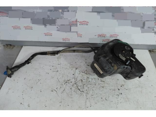 bontott NISSAN NAVARA AdBlue Tartály