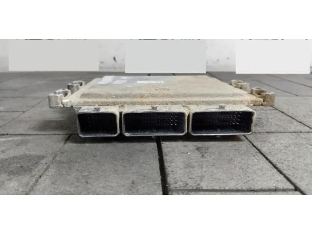 bontott NISSAN NAVARA Motorvezérlő