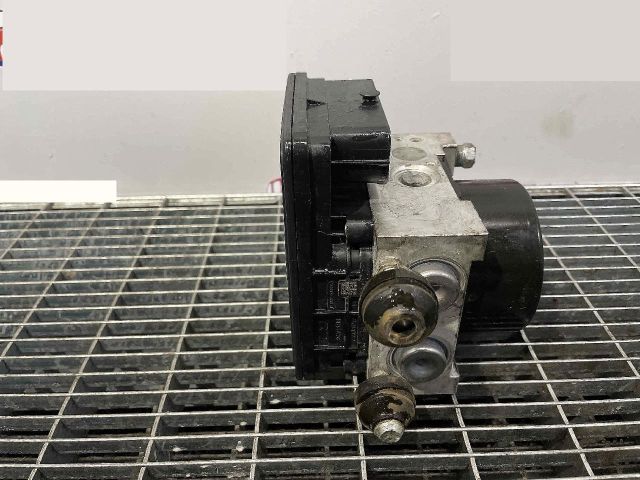 bontott NISSAN NAVARA ABS Kocka