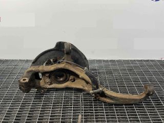 bontott NISSAN NAVARA Jobb első Csonkállvány