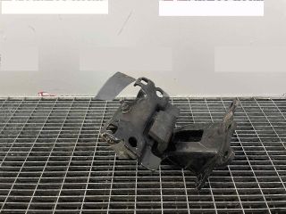 bontott NISSAN NAVARA Motor Tartó Bak (Pozíciófüggetlen)