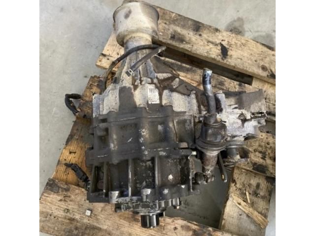 bontott NISSAN NAVARA Első Differenciálmű