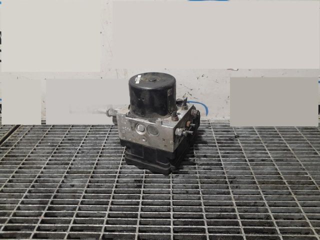 bontott NISSAN NAVARA ABS Kocka