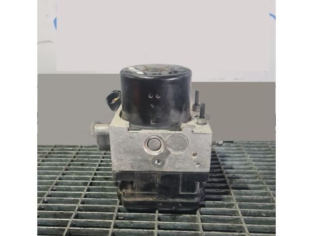 bontott NISSAN NAVARA ABS Kocka