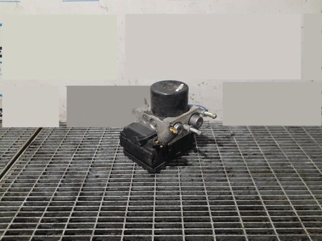 bontott NISSAN NAVARA ABS Kocka