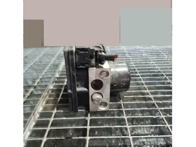 bontott NISSAN NAVARA ABS Kocka