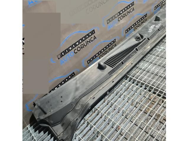 bontott NISSAN NAVARA Alsó Összekötő