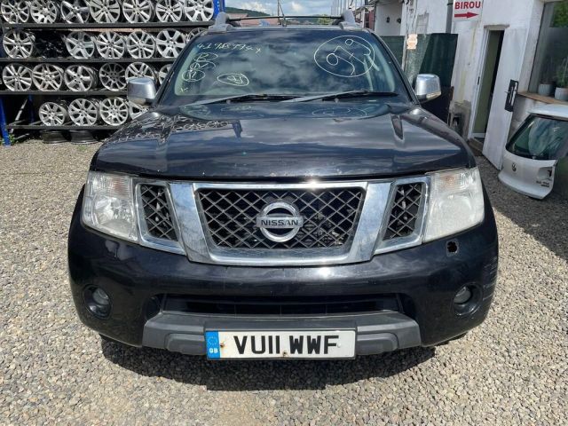 bontott NISSAN NAVARA Bal első Csonkállvány