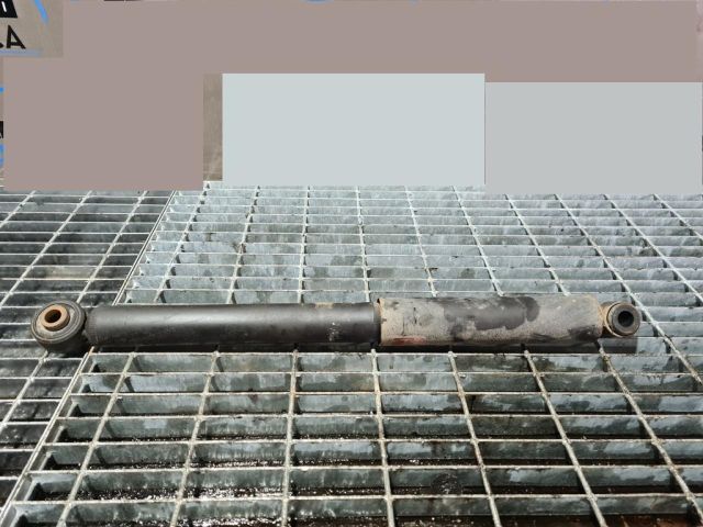 bontott NISSAN NAVARA Bal hátsó Lengéscsillapító