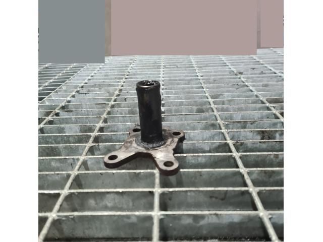 bontott NISSAN NAVARA EGR Hűtő Cső