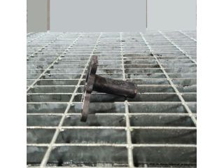 bontott NISSAN NAVARA EGR Hűtő Cső