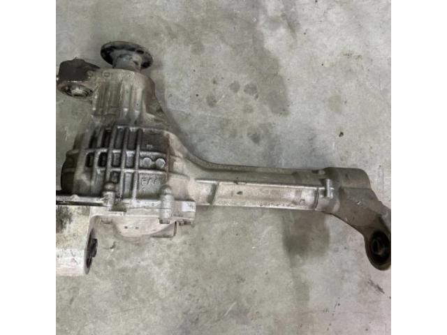 bontott NISSAN NAVARA Első Differenciálmű