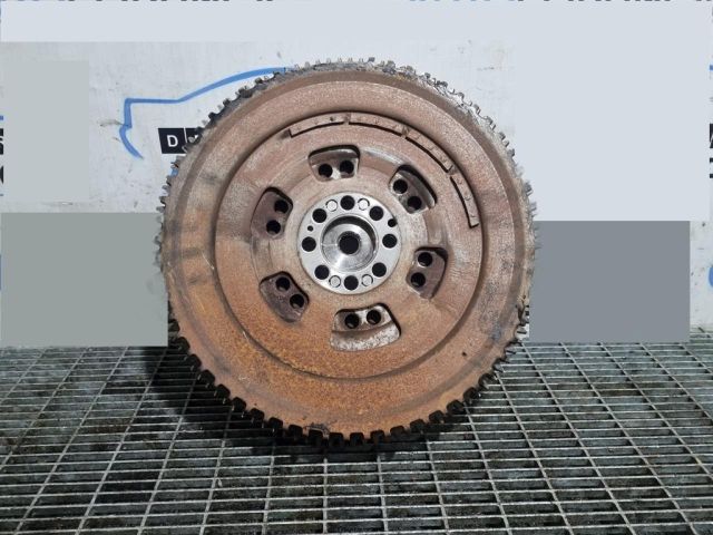 bontott NISSAN NAVARA Fogaskoszorú