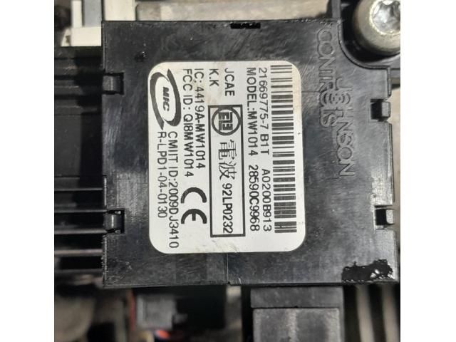 bontott NISSAN NAVARA Gyújtáskapcsoló