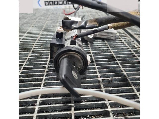 bontott NISSAN NAVARA Gyújtáskapcsoló