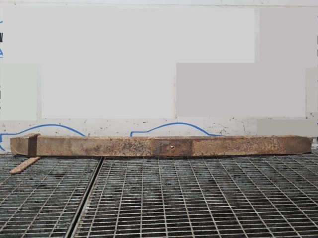 bontott NISSAN NAVARA Hátsó Rugó