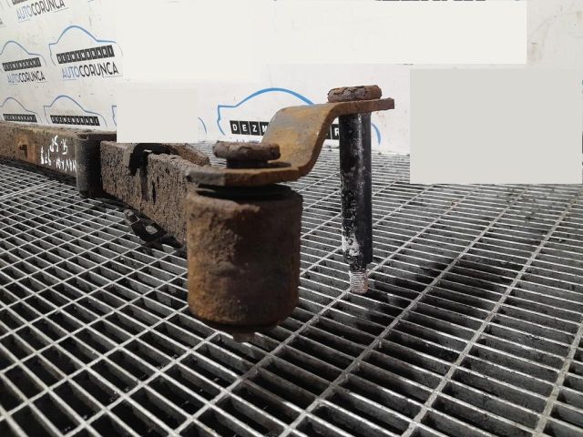 bontott NISSAN NAVARA Hátsó Rugó