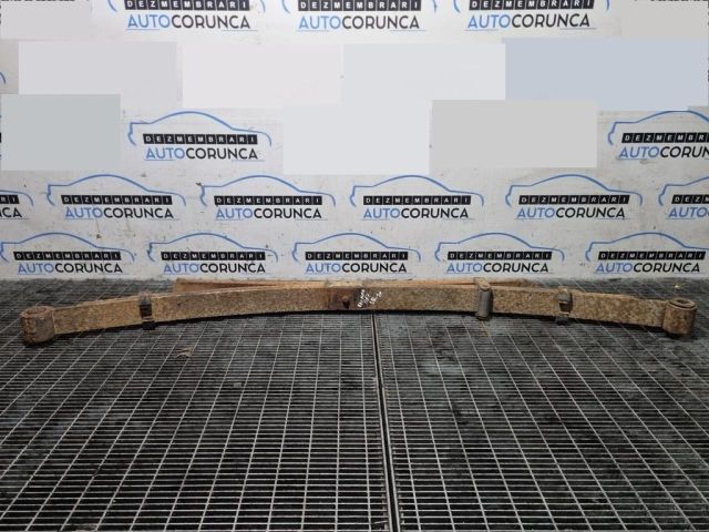 bontott NISSAN NAVARA Hátsó Rugó