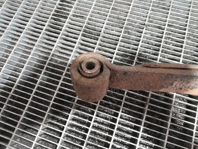 bontott NISSAN NAVARA Hátsó Rugó