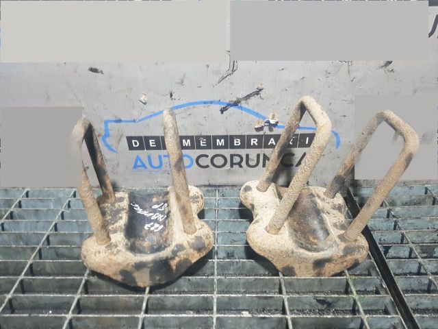 bontott NISSAN NAVARA Hátsó Rugó