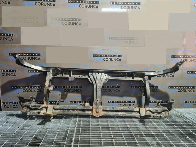 bontott NISSAN NAVARA Homlokfal (Üres lemez)