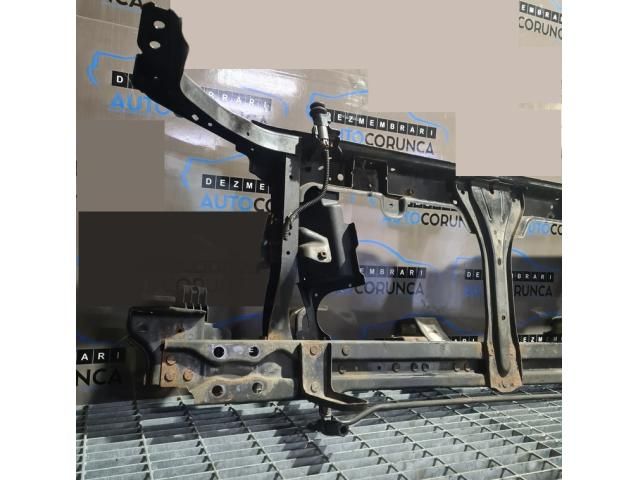 bontott NISSAN NAVARA Homlokfal (Üres lemez)