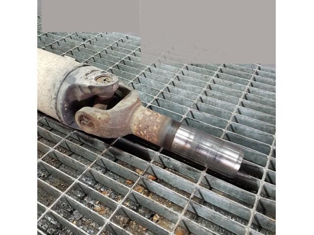 bontott NISSAN NAVARA Kardántengely