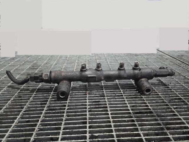 bontott NISSAN NAVARA Közösnyomócső