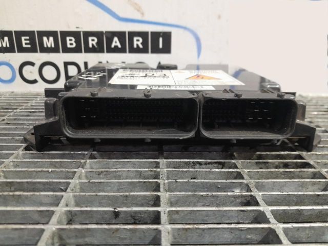 bontott NISSAN NAVARA Motorvezérlő