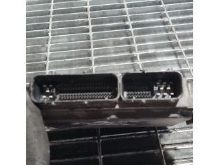 bontott NISSAN NAVARA Motorvezérlő