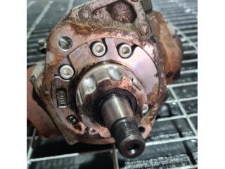 bontott NISSAN NAVARA Nagynyomású Szivattyú