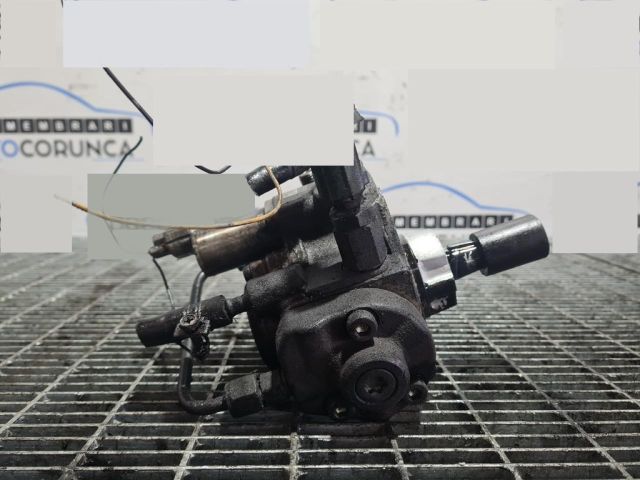 bontott NISSAN NAVARA Nagynyomású Szivattyú