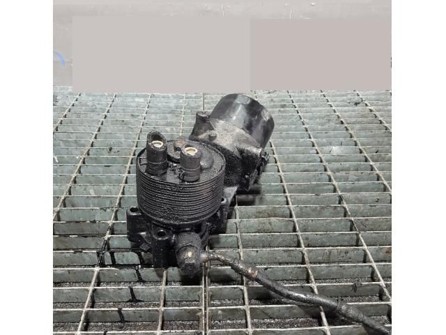 bontott NISSAN NAVARA Olajhűtő