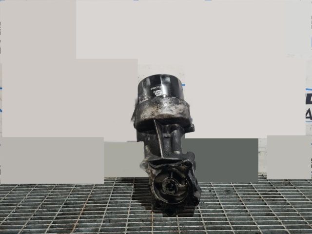 bontott NISSAN NAVARA Olajszűrő Ház