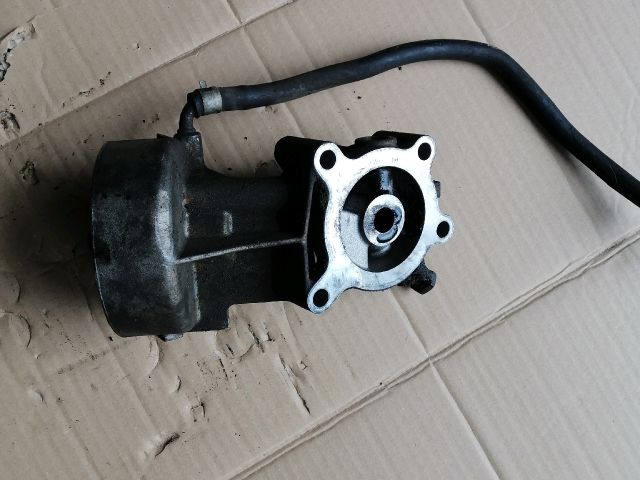 bontott NISSAN NAVARA Olajszűrő Ház