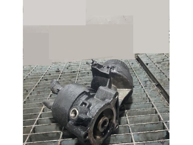 bontott NISSAN NAVARA Olajszűrő Ház