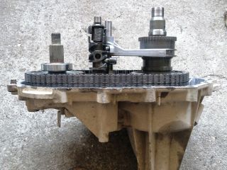 bontott NISSAN NAVARA Osztómű