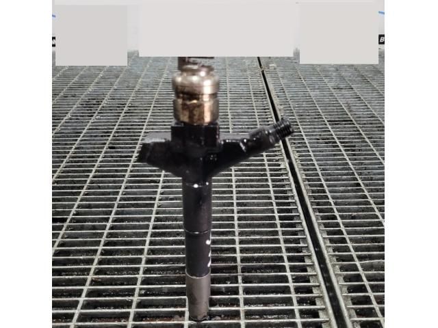 bontott NISSAN NAVARA Porlasztó (1 db)