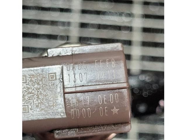 bontott NISSAN NAVARA Porlasztó (1 db)