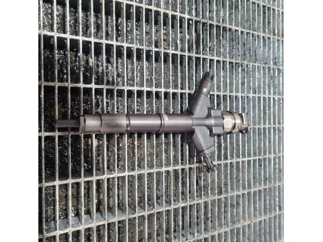 bontott NISSAN NAVARA Porlasztó (1 db)