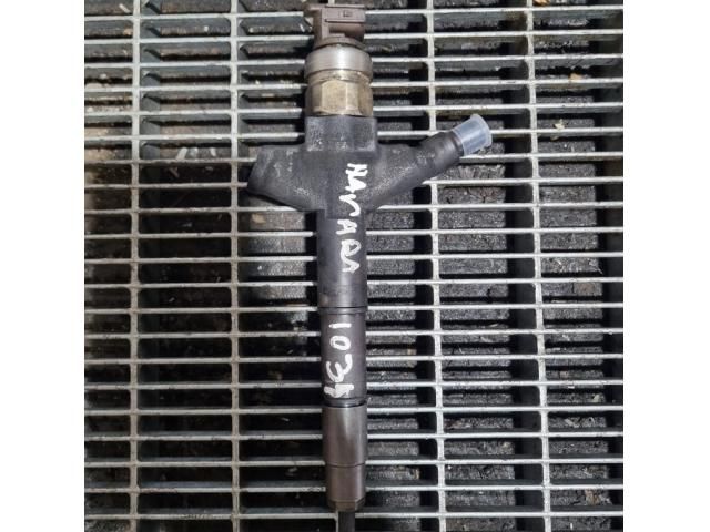 bontott NISSAN NAVARA Porlasztó (1 db)